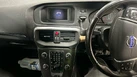 2016-volvo-v40-16td-se-lux-small-9