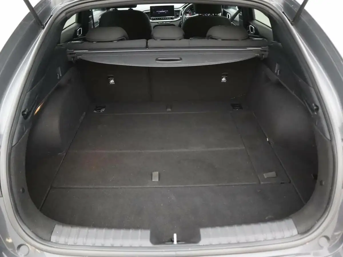 2022-kia-pro-ceed-15-t-gdi-gt-line-big-6
