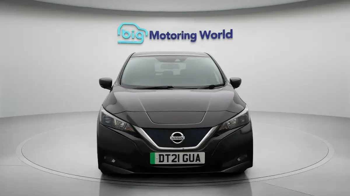 2021-nissan-leaf-e-n-connecta-big-2