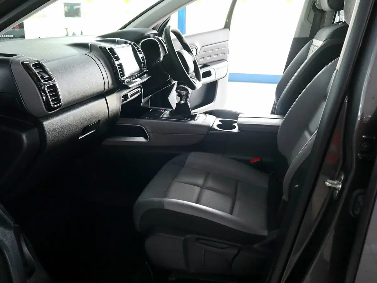 2019-citroen-c5-aircross-12-puretech-flair-big-3