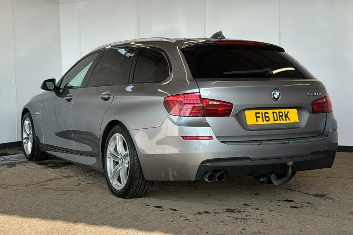 2016-bmw-5-series-20td-520d-m-sport-190bhp-touring-5d-auto-big-1
