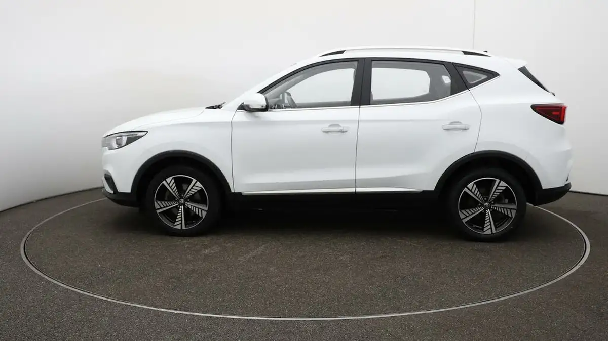 2021-mg-zs-suv-e-exclusive-ev-big-55