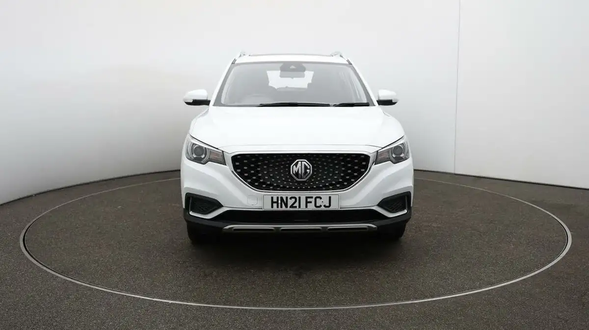 2021-mg-zs-suv-e-exclusive-ev-big-31
