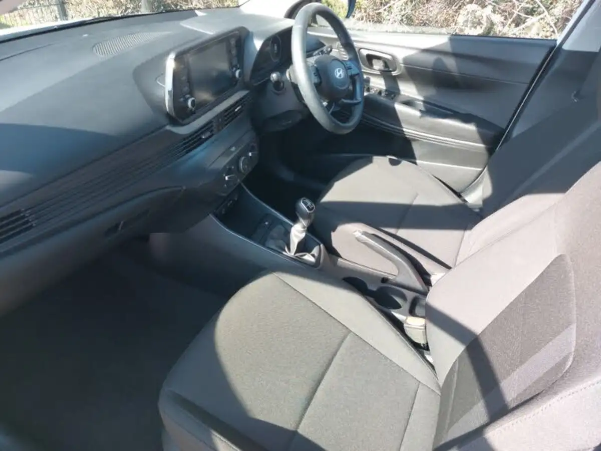 2024-hyundai-i20-10-t-gdi-advance-big-4