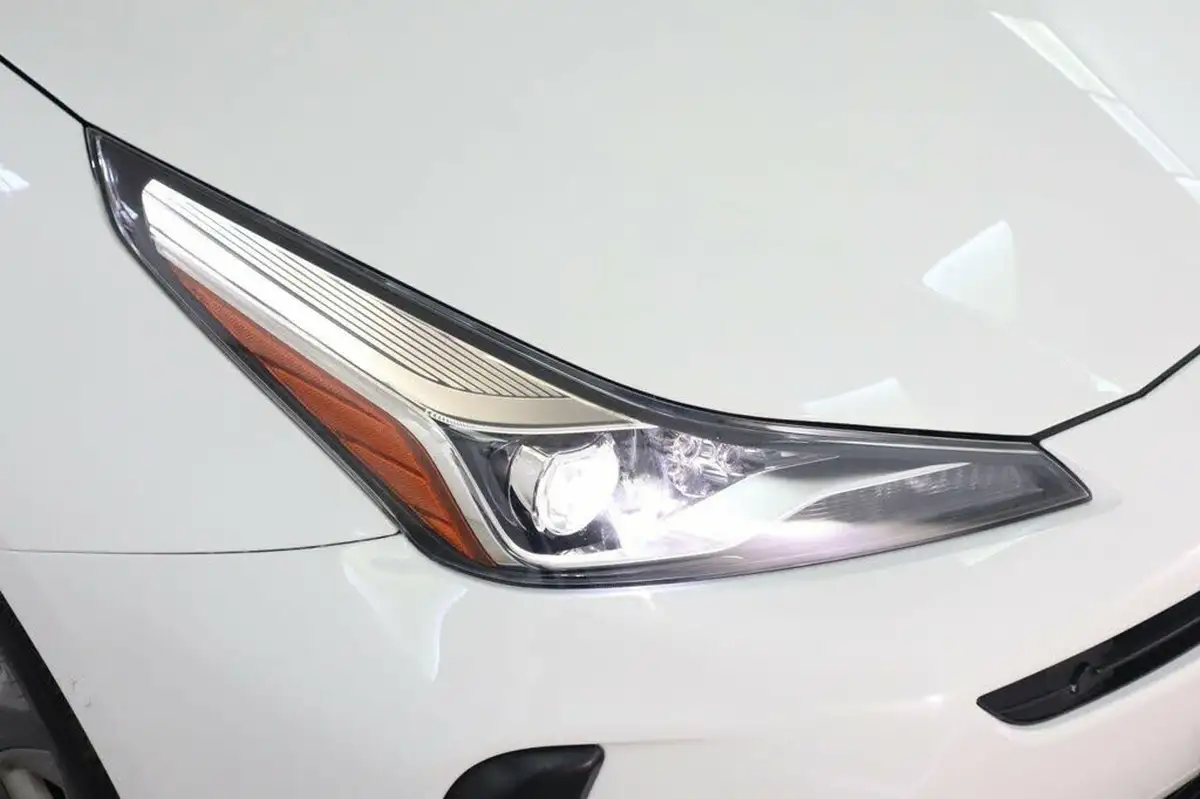 2019-toyota-prius-18-vvt-i-excel-cvt-big-49