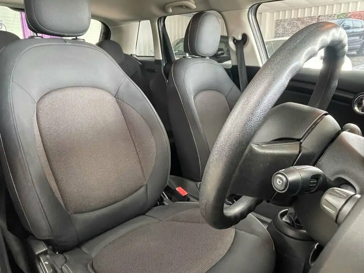 2017-mini-cooper-15-cooper-ss-hatchback-5d-big-20