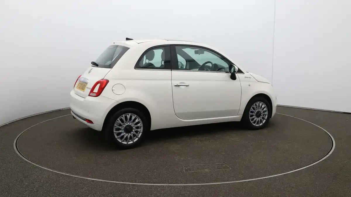 2022-fiat-500-10-dolcevita-big-43