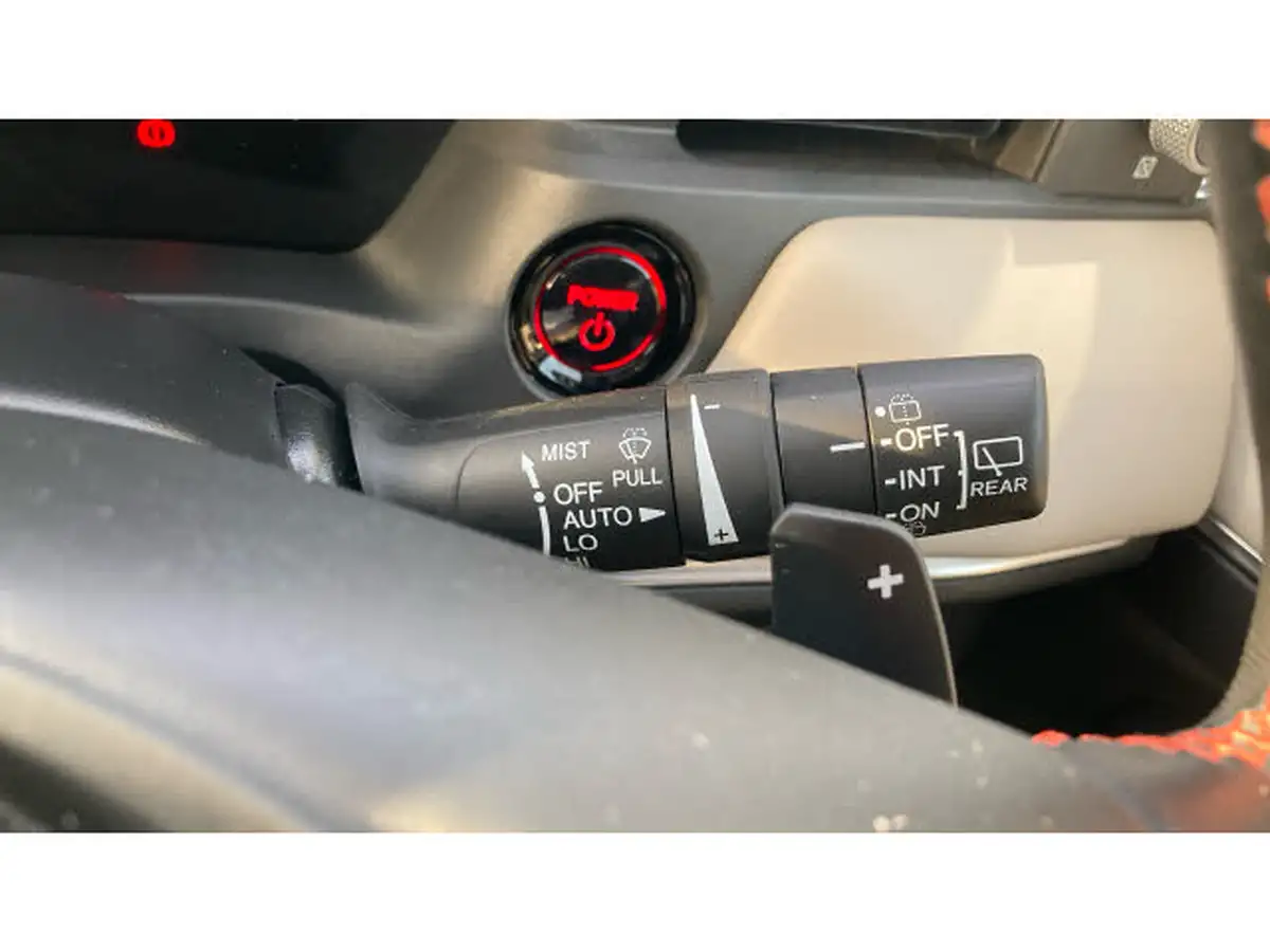 2023-honda-hr-v-15-i-mmd-advance-style-big-32