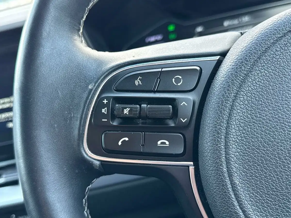 2022-kia-niro-16-gdi-3-156kwh-big-13