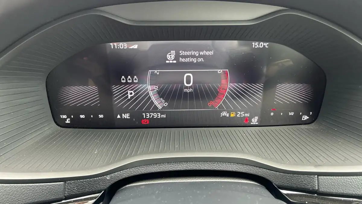 2023-skoda-karoq-15-tsi-se-l-dsg-big-25