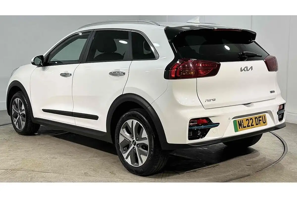 2022-kia-e-niro-ev-3-big-4