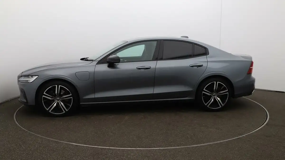 2021-volvo-s60-20-t8-r-design-plus-big-58