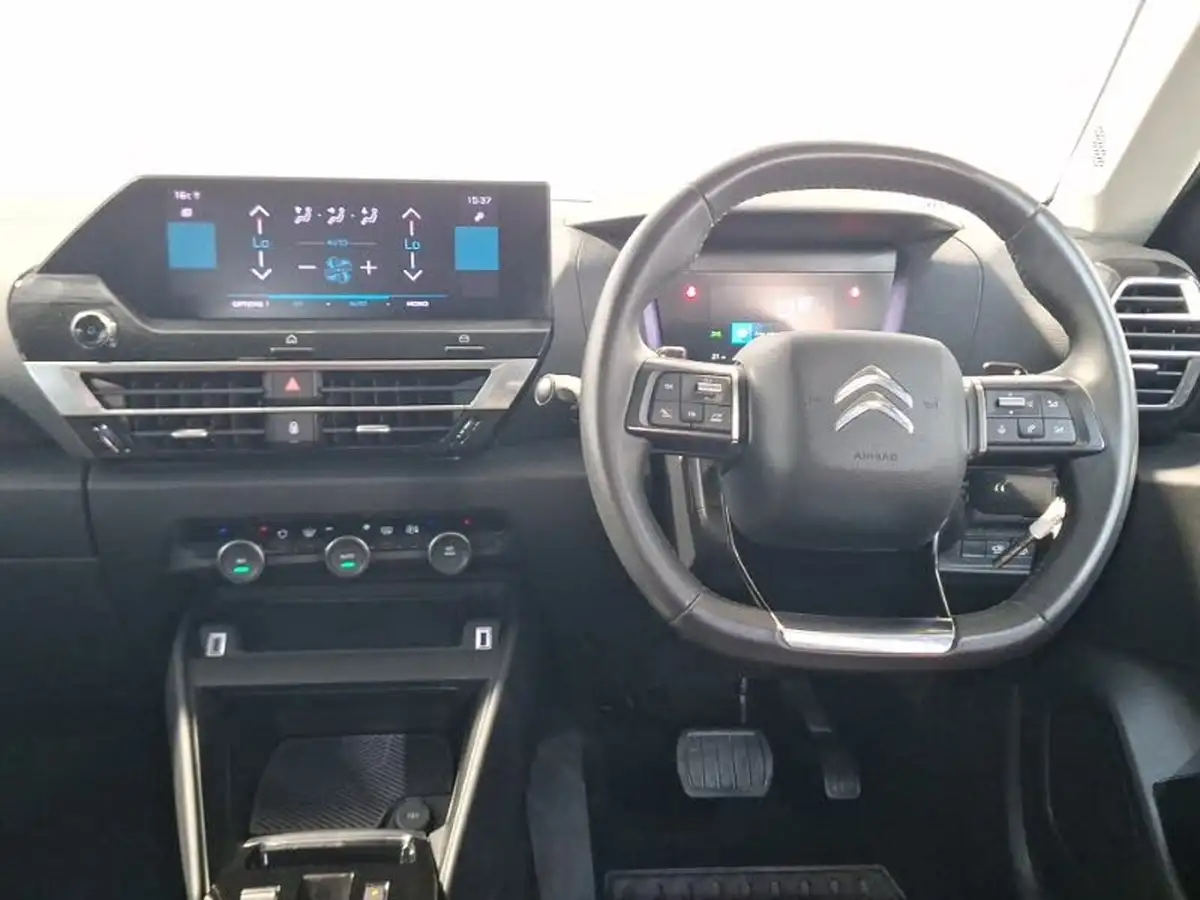 2022-citroen-c4-12-puretech-sense-plus-eat8-big-6