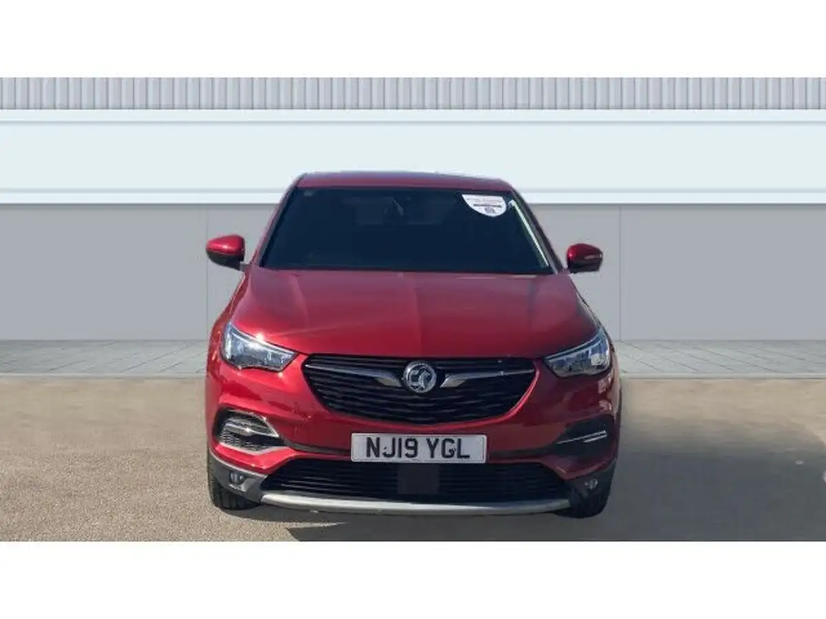 2019-vauxhall-grandland-x-12-tech-line-nav-big-2