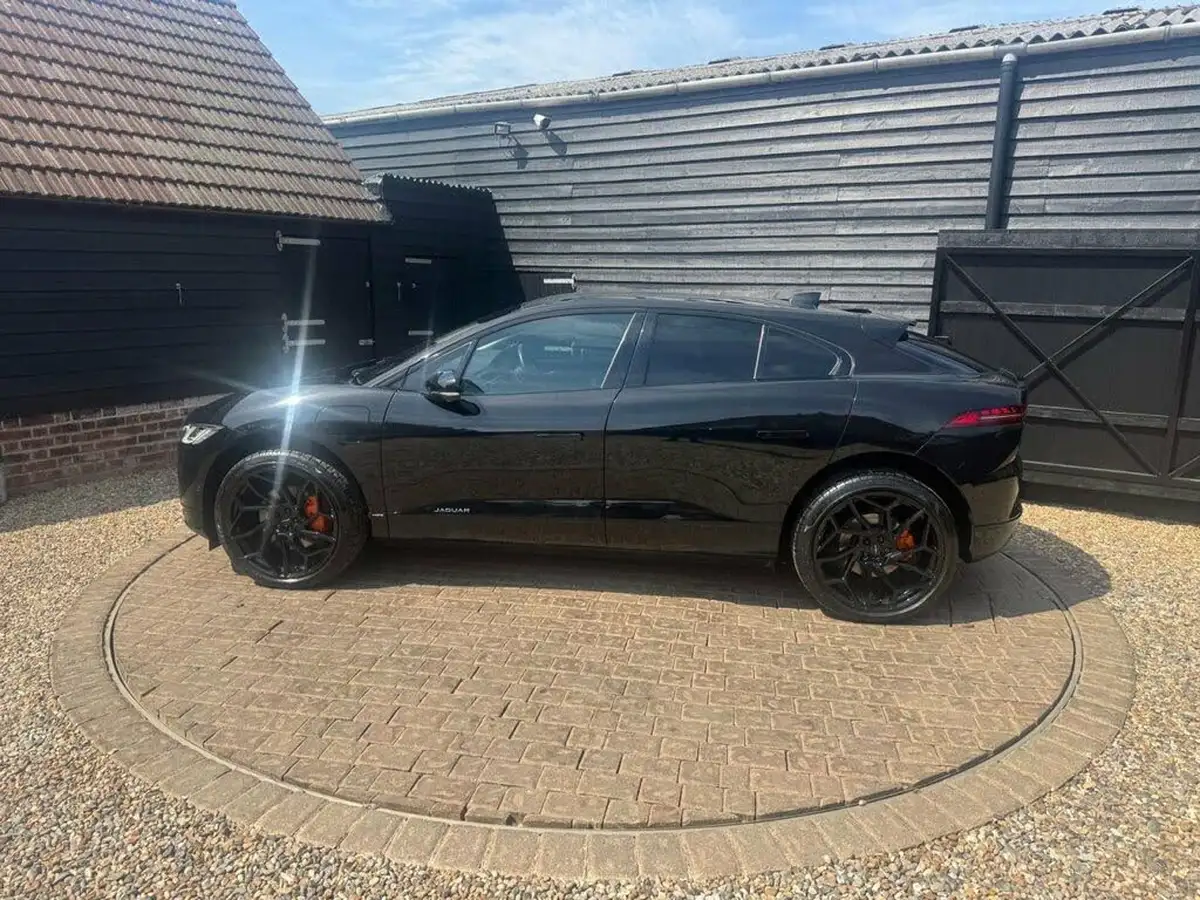 2021-jaguar-i-pace-ev400-hse-big-53
