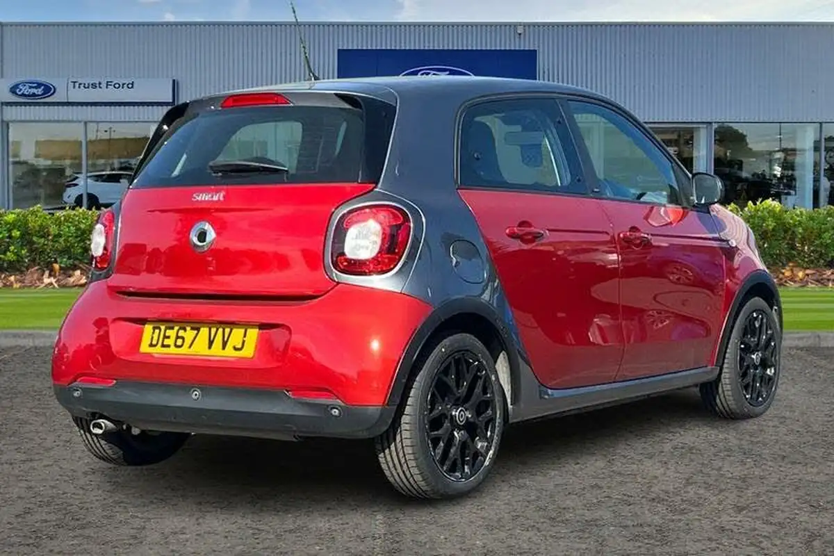 2017-smart-forfour-09-prime-sport-89bhp-premiumss-twinamic-big-3