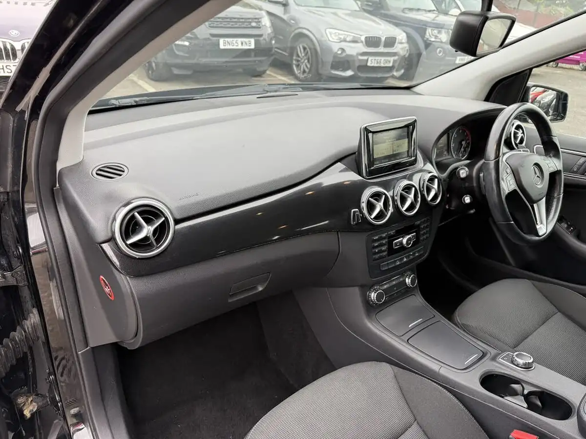 2013-mercedes-benz-b-class-18-cdi-b180-se-big-41