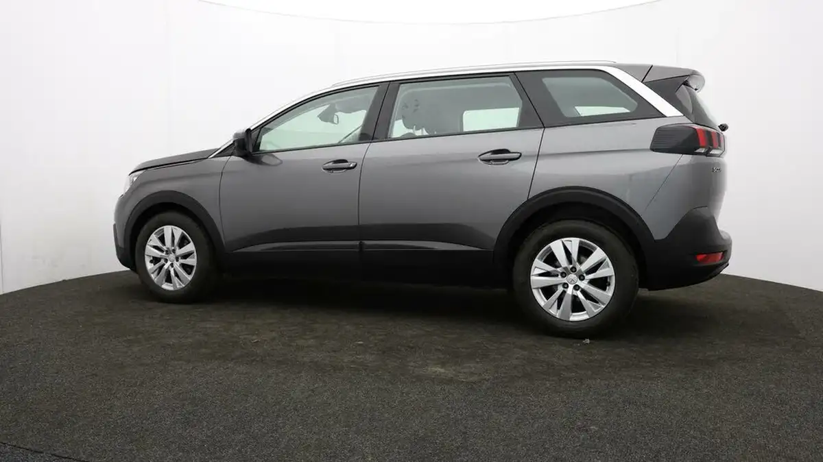 2018-peugeot-5008-suv-12-puretech-active-big-63