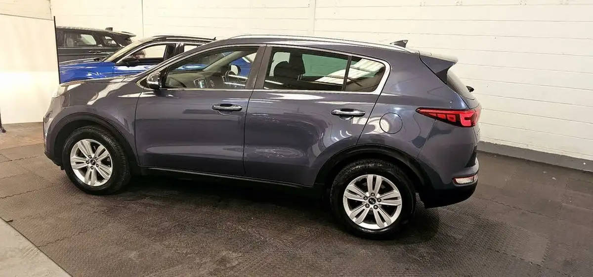 2017-kia-sportage-16-gdi-2-big-2