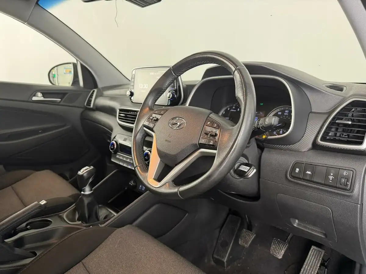 2018-hyundai-tucson-16-gdi-se-nav-big-20