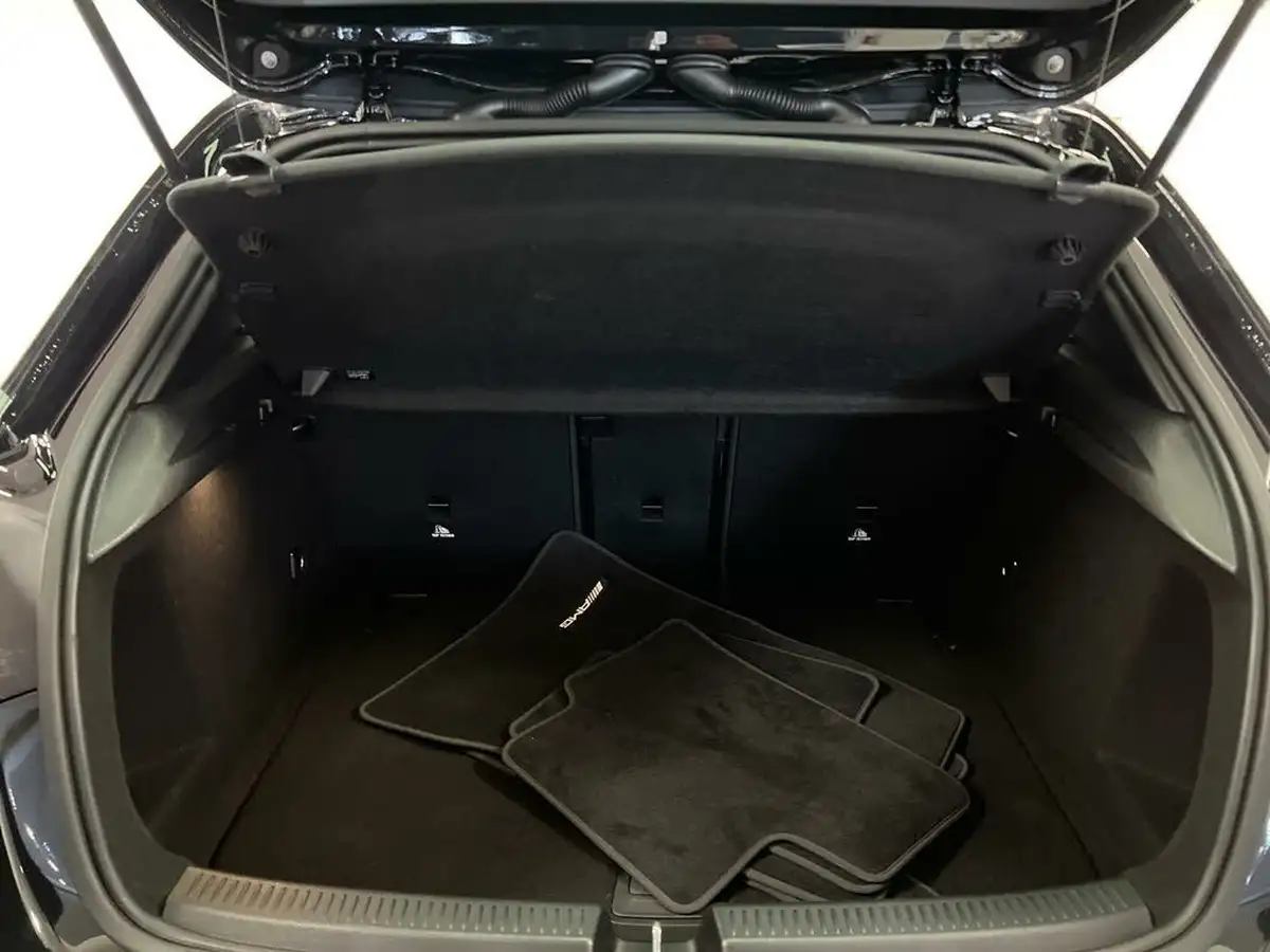 2023-mercedes-benz-a-class-13-a180-amg-line-executive-hatchback-5d-7g-dct-big-30