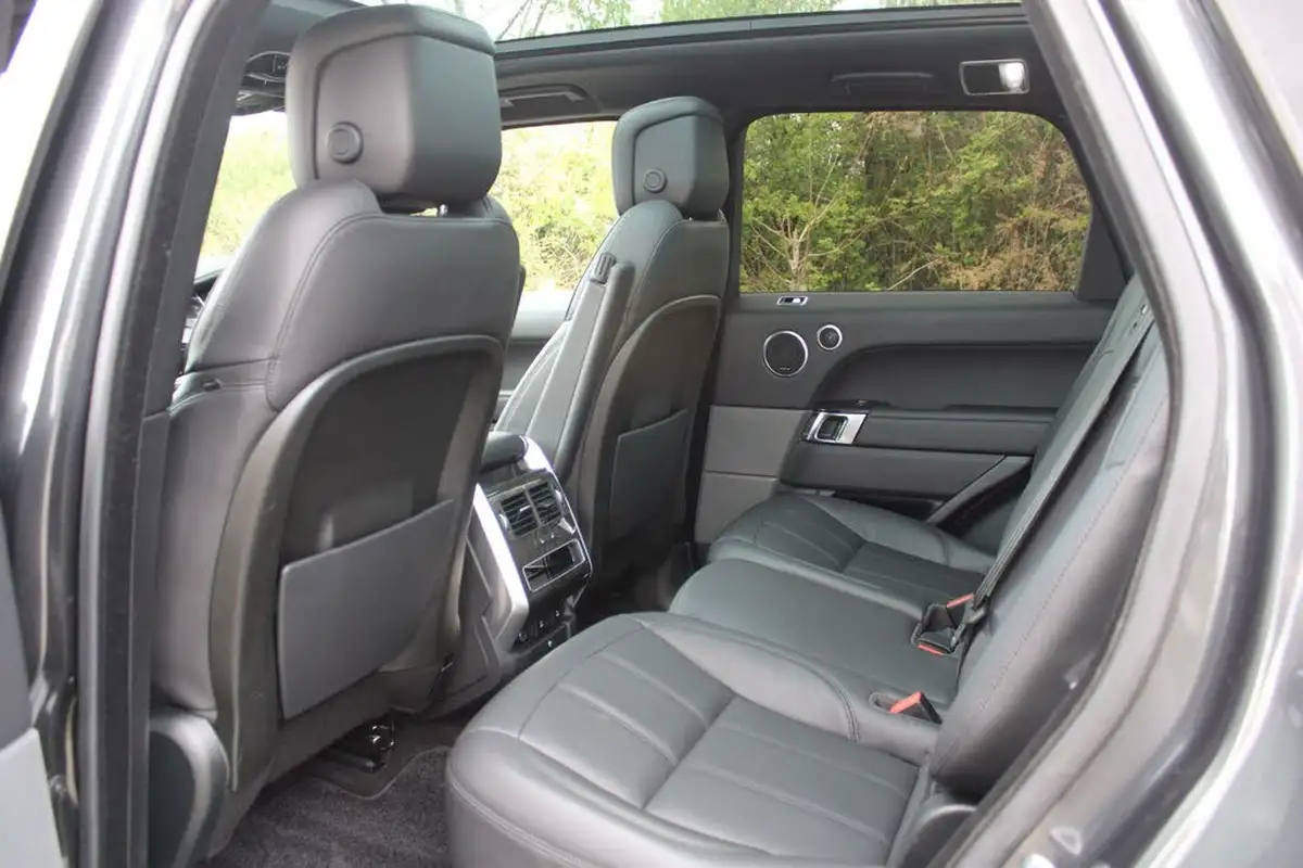 2018-land-rover-range-rover-sport-30-v6-hse-dynamic-big-23