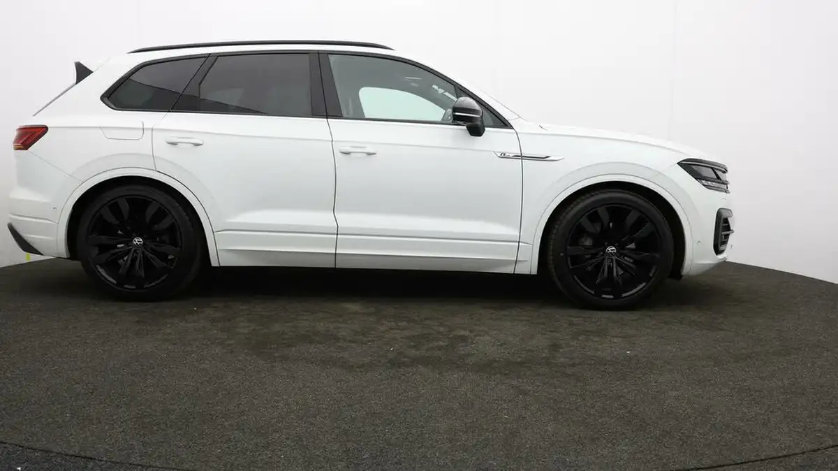 2021-volkswagen-touareg-30tdi-black-edition-286ps-big-31