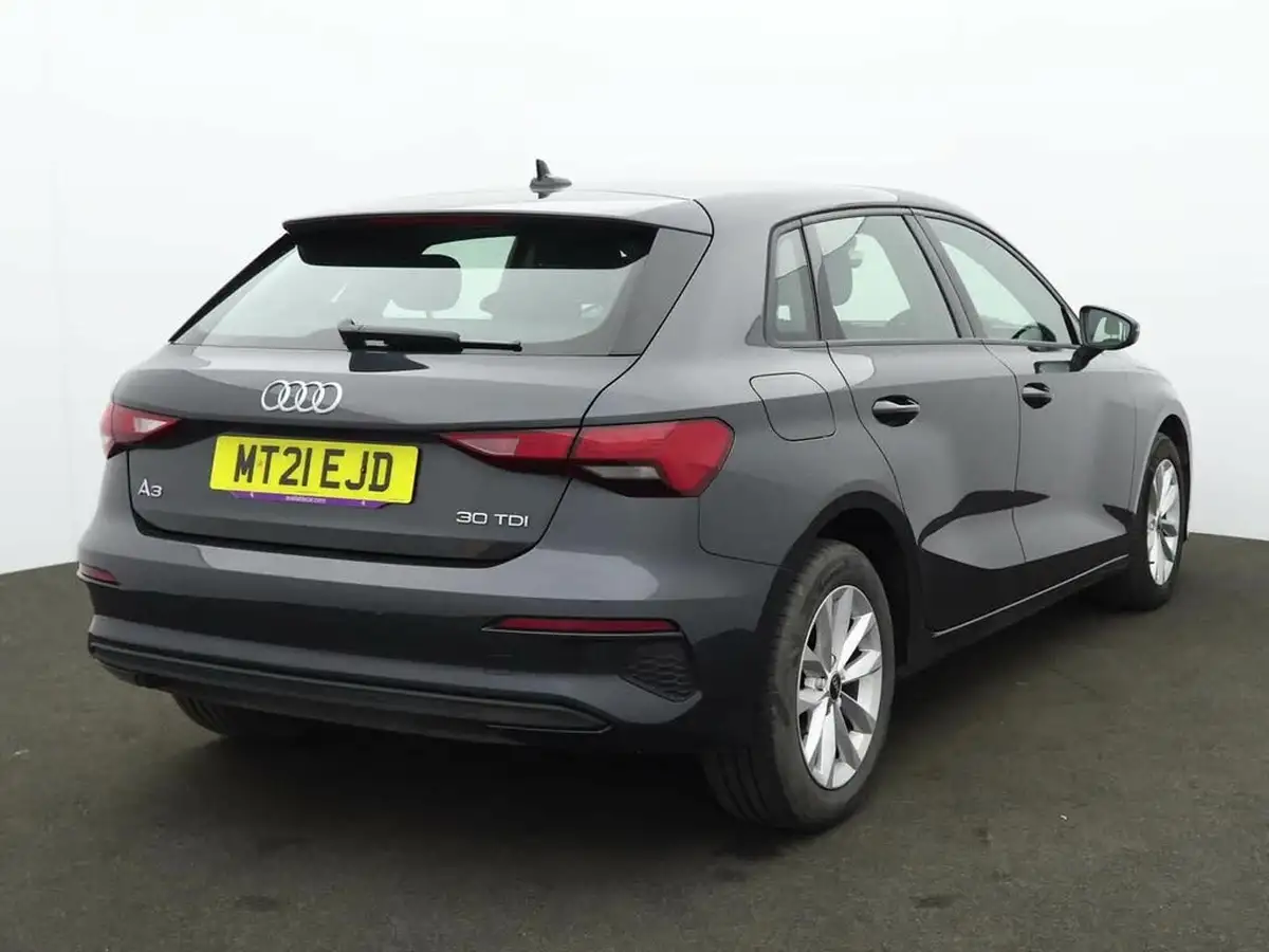 2021-audi-a3-20-30-tdi-technik-big-4