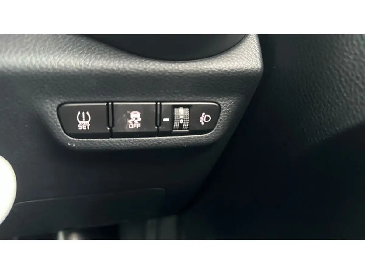 2024-kia-picanto-10-2-big-28