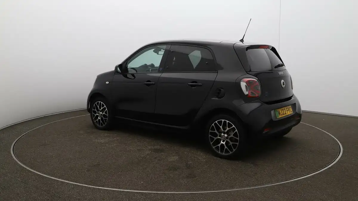 2022-smart-forfour-eq-exclusive-big-54