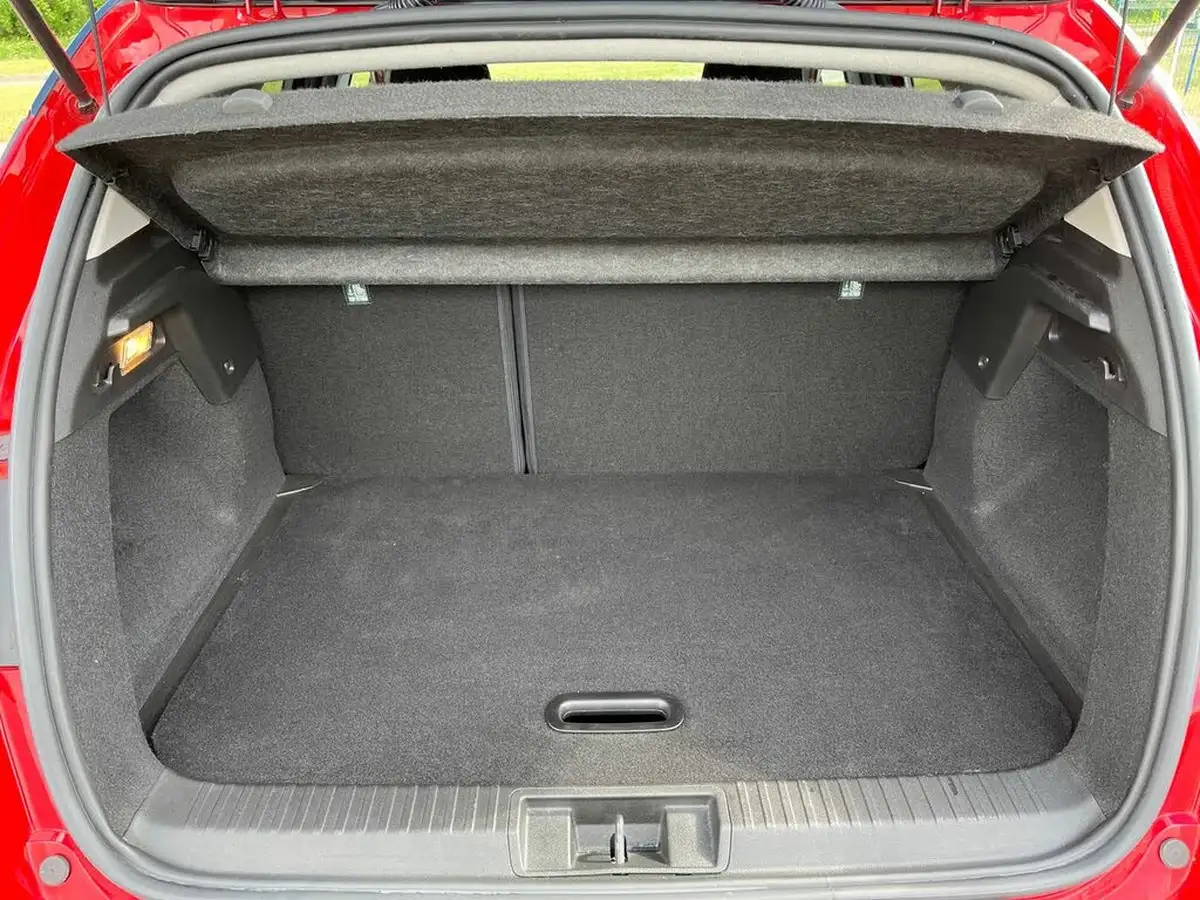 2021-renault-captur-13-tce-iconic-140ps-big-9