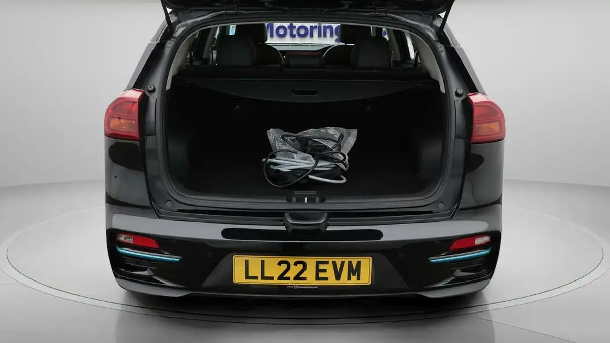 2022-kia-e-niro-ev-2-134bhp-39-big-17