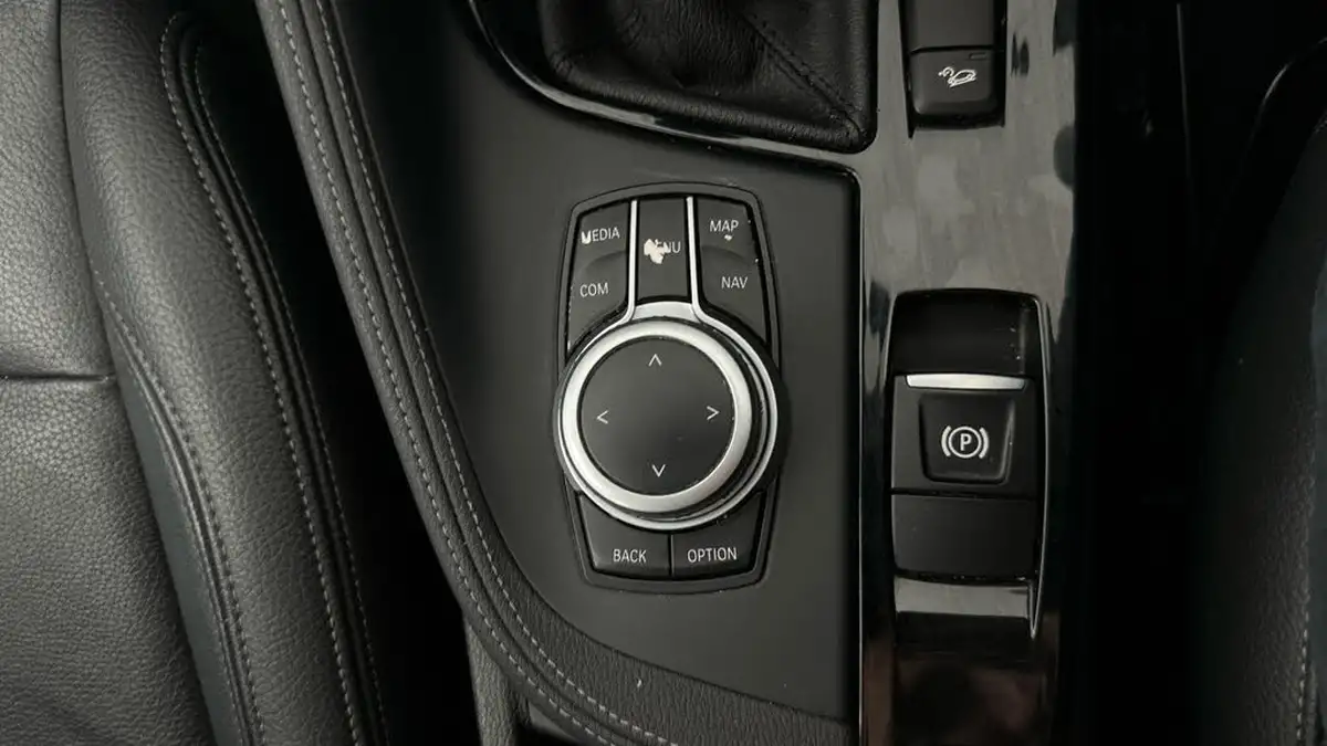 2020-bmw-x1-20-xdrive20i-xline-189bhp-big-29