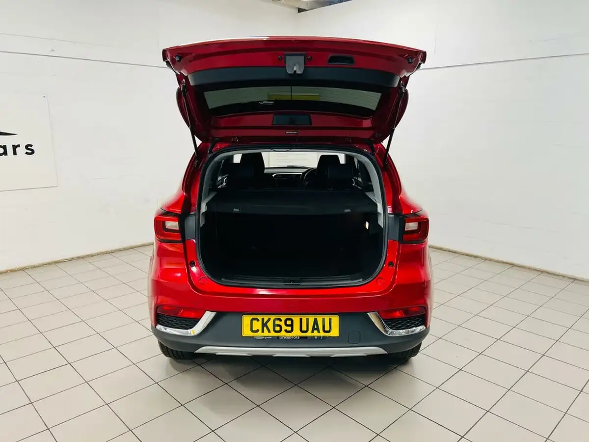 2019-mg-zs-suv-10t-gdi-excite-111ps-big-32