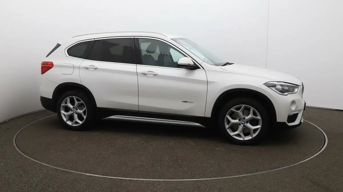 2018-bmw-x1-20-xdrive20i-xline-big-39