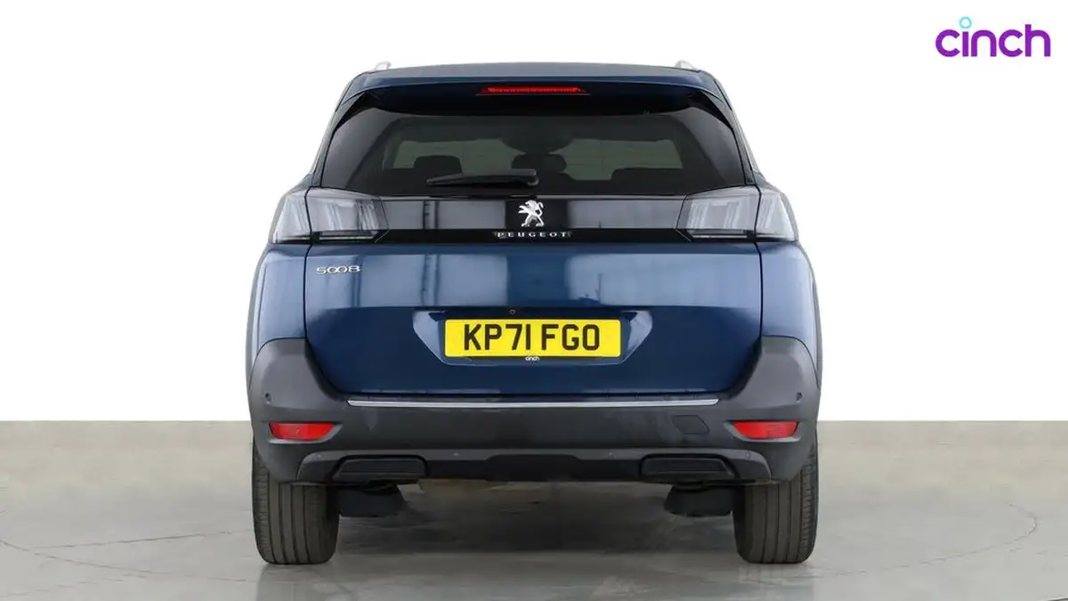 2021-peugeot-5008-suv-12-puretech-allure-premium-eat8-big-5