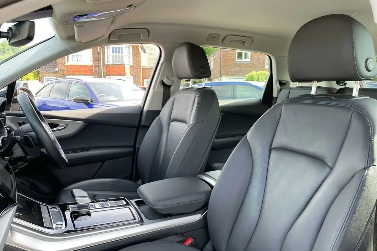 2022-audi-q7-30-55-tfsi-sport-big-26