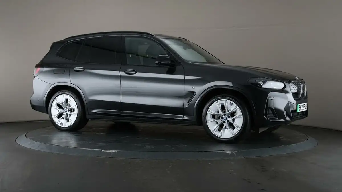2022-bmw-ix3-e-m-sport-pro-big-50