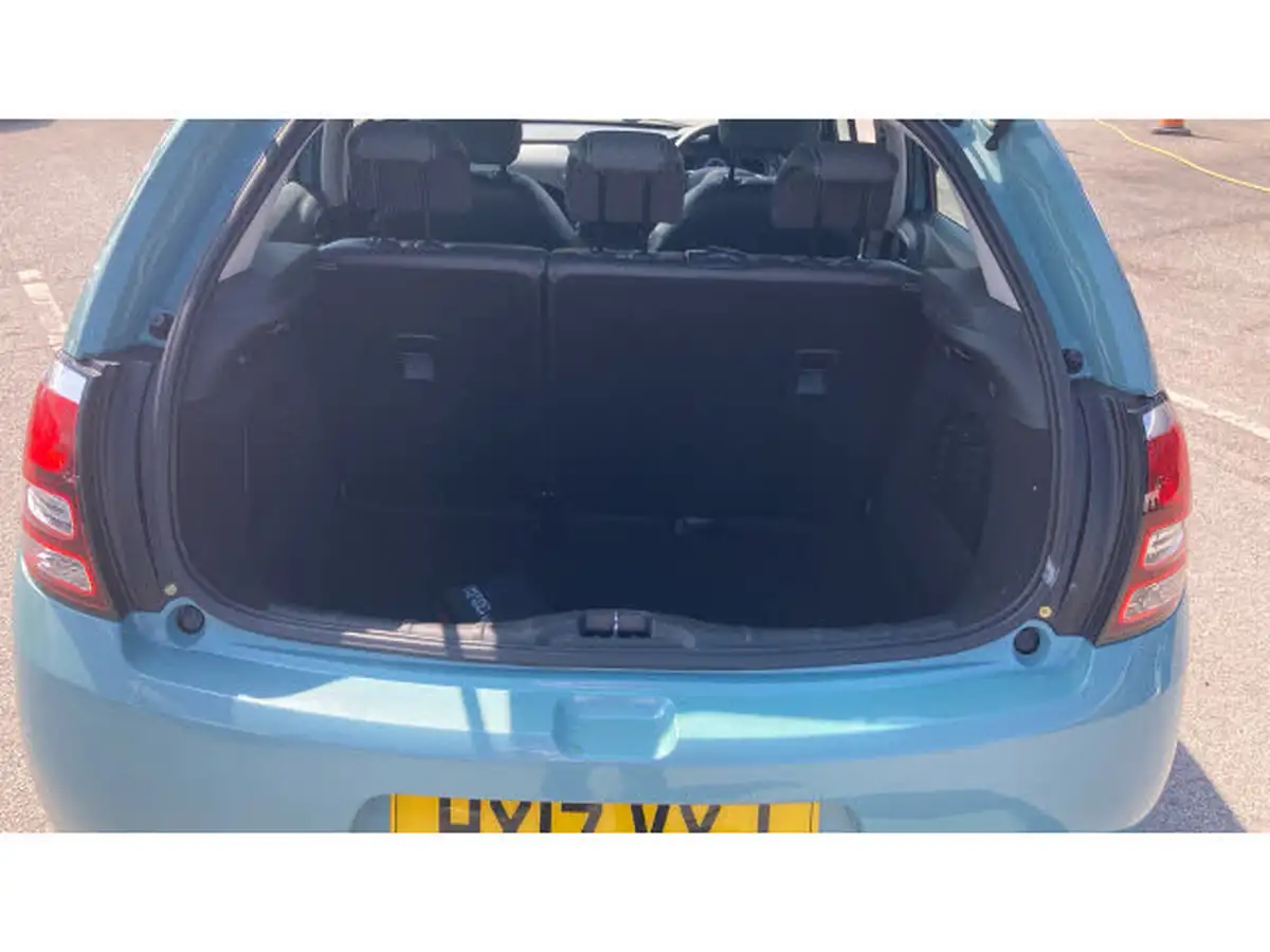 2017-citroen-c3-12-edition-big-3