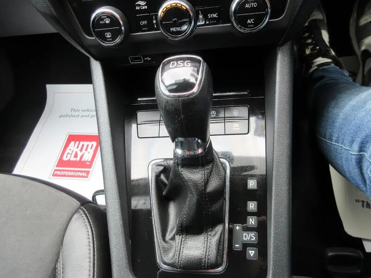 2019-skoda-octavia-15-tsi-se-l-estate-dsg-big-21