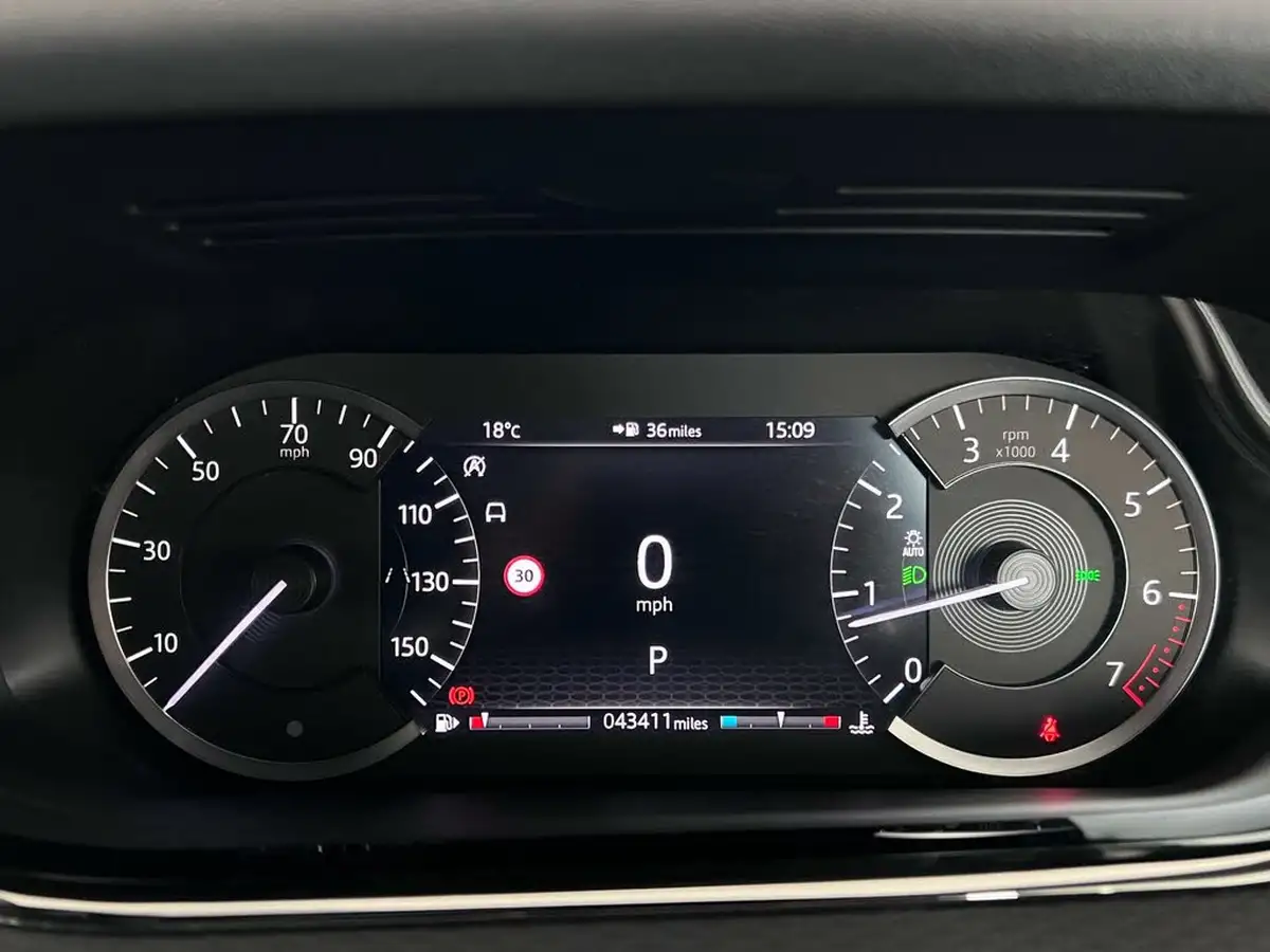 2020-land-rover-range-rover-evoque-20-p200-r-dynamic-s-200bhp-big-14