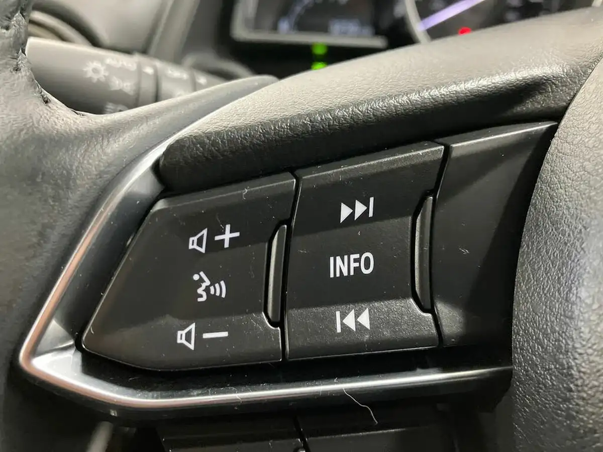 2024-mazda-mazda2-15-e-skyactiv-g-exclusive-line-big-15