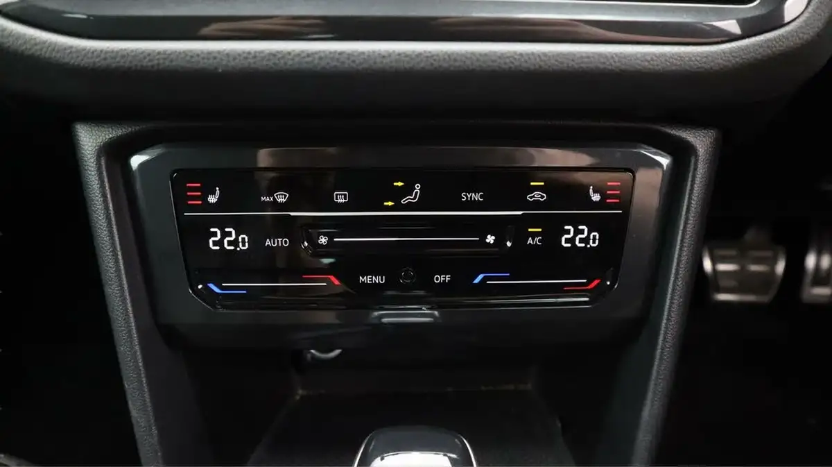 2021-volkswagen-tiguan-15-tsi-active-150ps-dsg-big-12