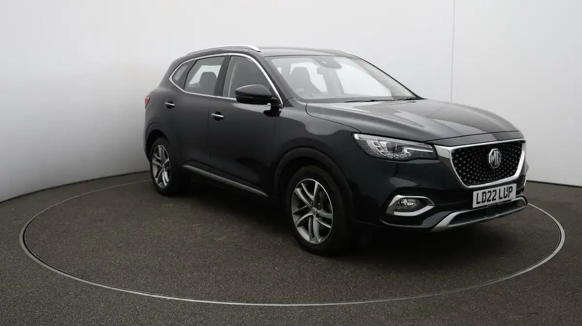 2022-mg-hs-15t-gdi-exclusive-162ps-big-36