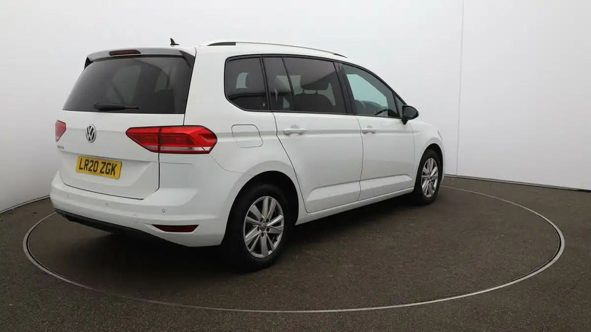 2020-volkswagen-touran-20tdi-se-family-115ps-dsg-big-49