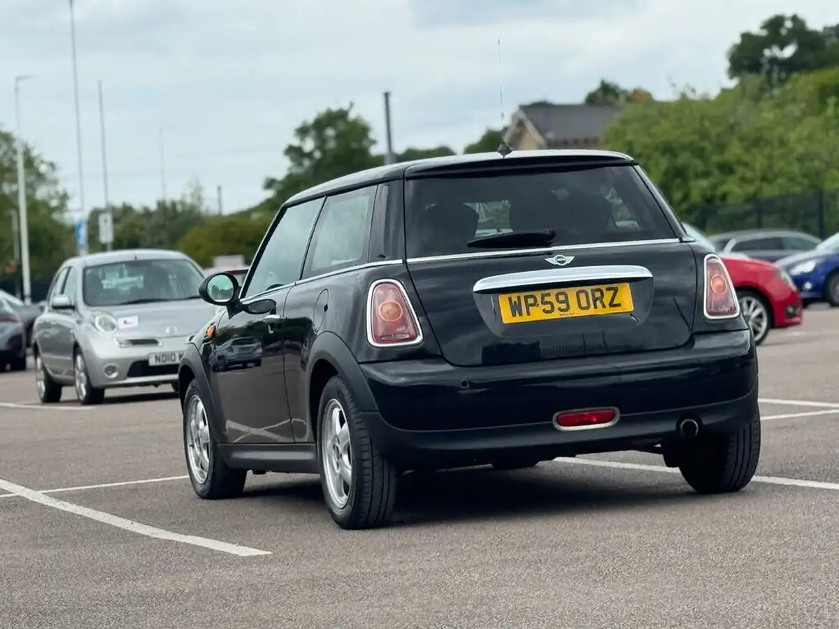 2009-mini-cooper-14-one-95bhp-big-14