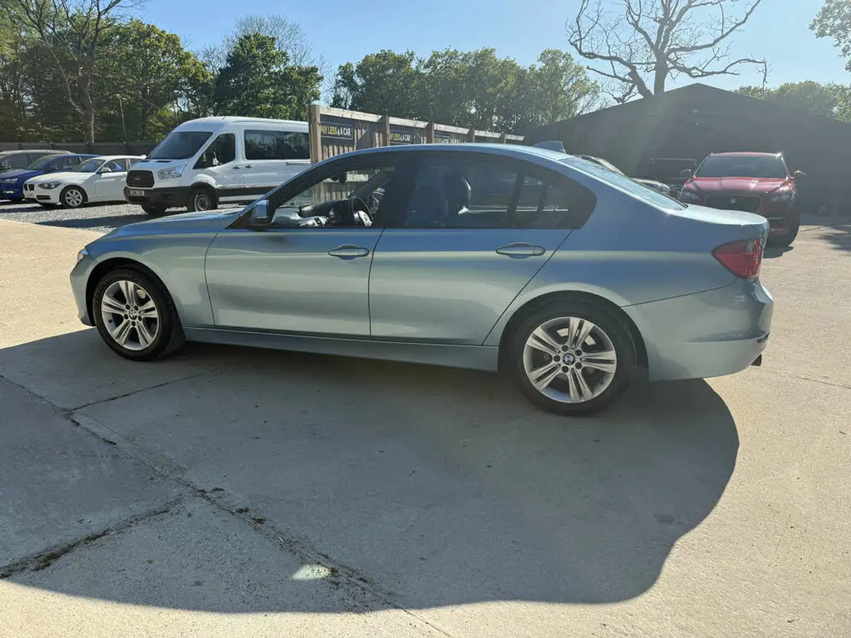 2014-bmw-3-series-20td-320d-sport-saloon-4d-auto-big-16