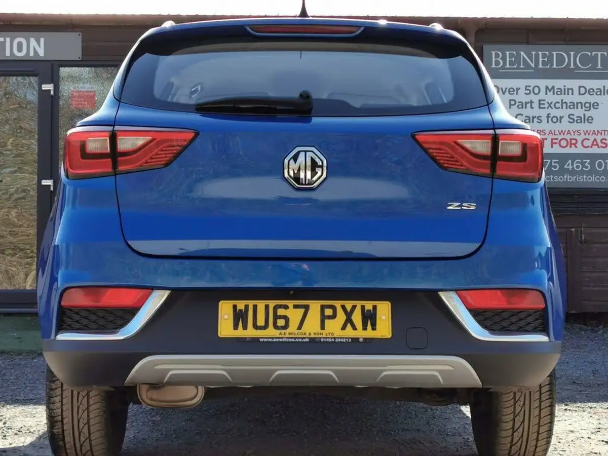 2017-mg-zs-suv-10t-gdi-exclusive-big-30