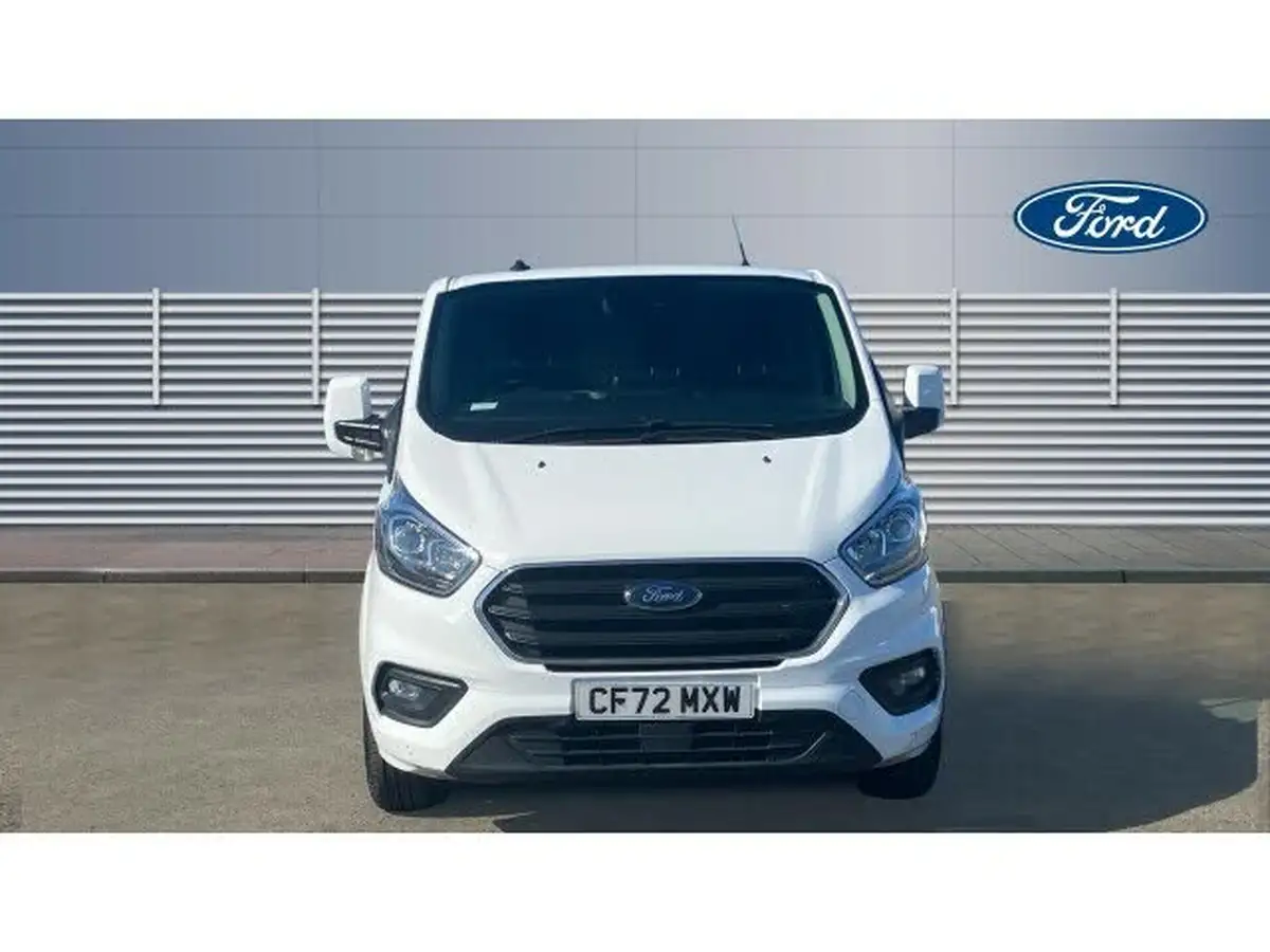 2023-ford-transit-custom-big-2