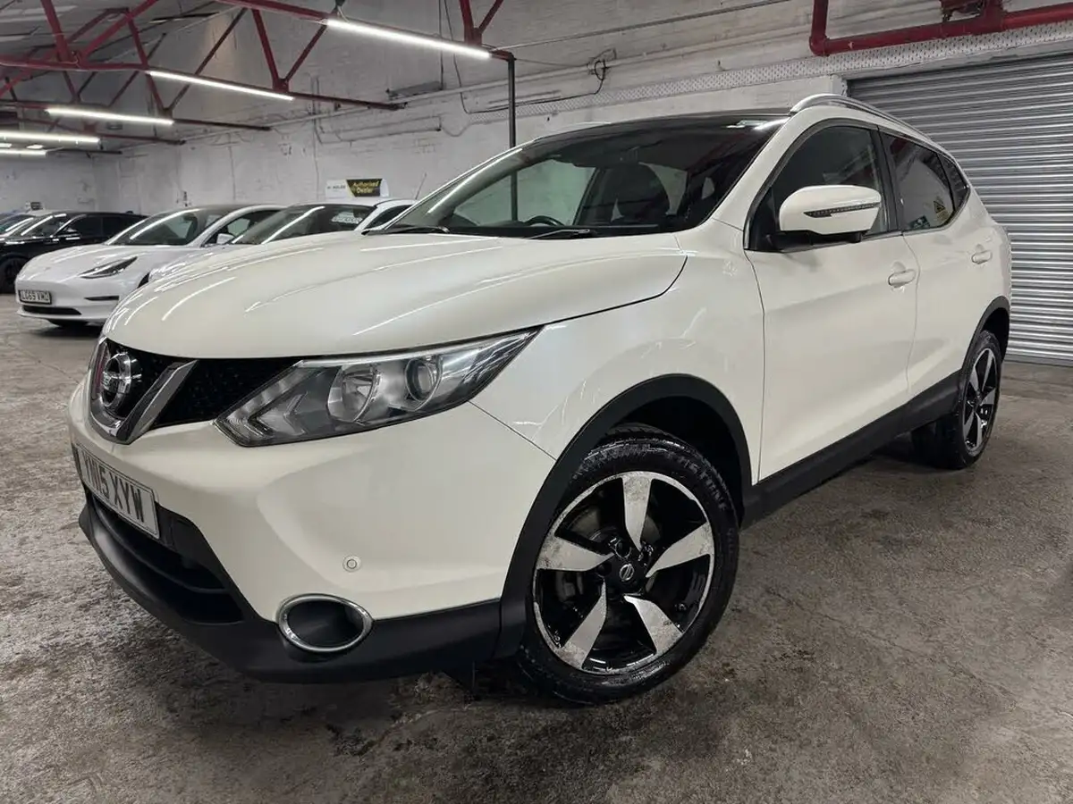2015-nissan-qashqai-15dci-n-tec-big-0